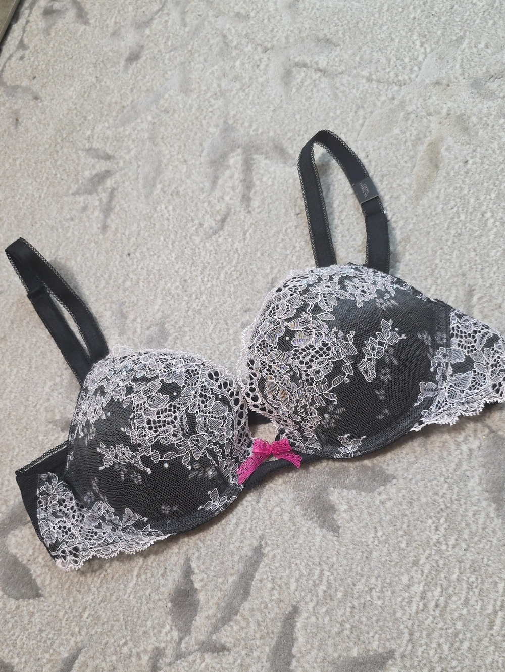 NWT VS Dream Angels Push Up Bra